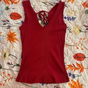 V Nack Tank Top